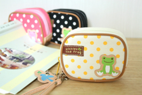 pickles the frog 디카 케이스 (3colors)